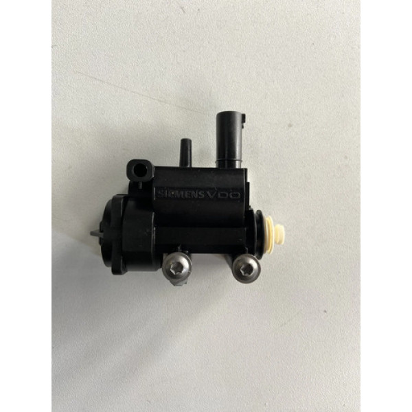 Trava Da Portinhola Bmw 120 2008 2009 2010