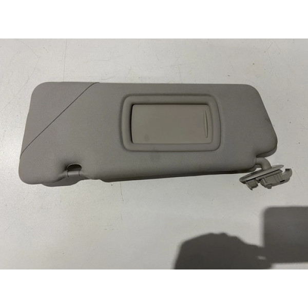 Quebra Sol Lado Esquerdo Renault Fluence 2016