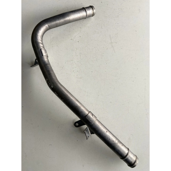 Cano Refrigeração Motor Mercedes Gla200 A200 2014 Prateado