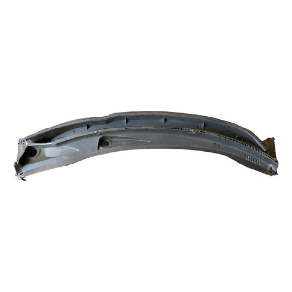 Grade Churrasqueira Para-brisa Nissan Versa 2016 A 2019. Fosco