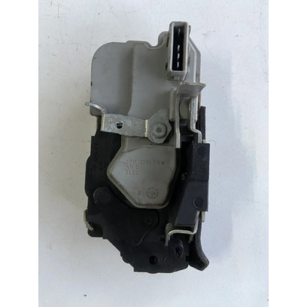 Fechadura Da Porta  Traseira Direita Peugeot 207 2008 2009