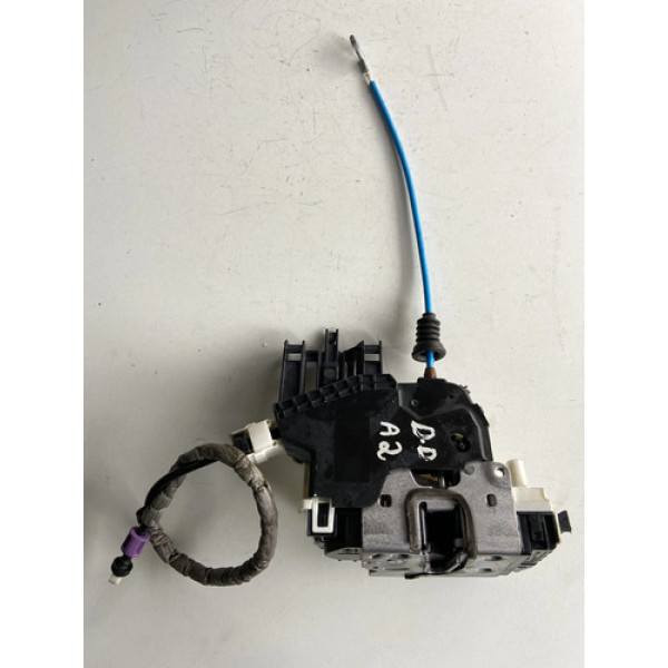 Fechadura De Porta Dianteira Direita Mercedes A200 2014