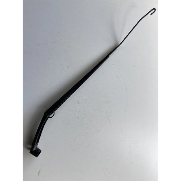 Braço Limpador Lado Direito Nissan Kicks 1.6 2021 2022 Preto