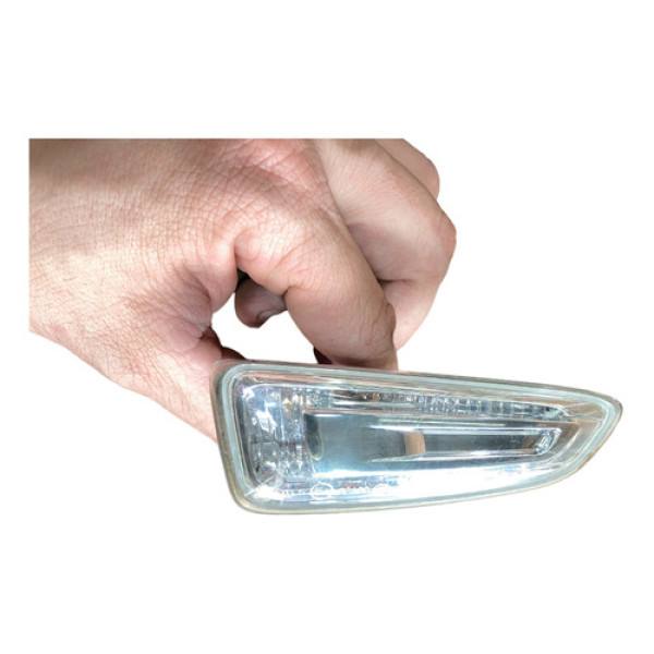Pisca Para-lama Direito Chevrolet Tracker 1.2 2021 2022