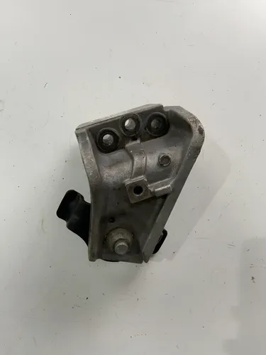 Suporte Coxim Motor Dianteiro Lado Direito Airtrek 2.4 2007
