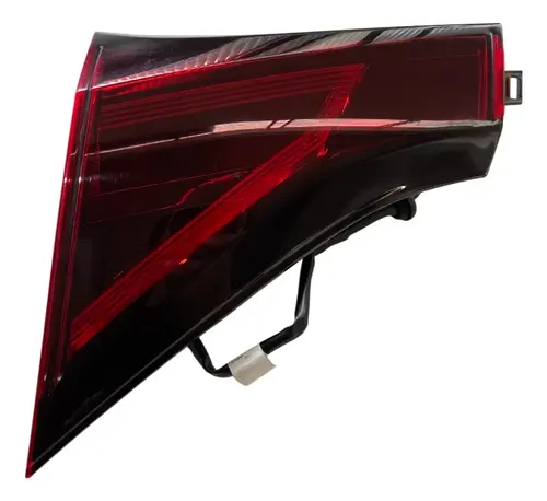 Lanterna Da Tampa T.d Nissan Kicks 1.6 2021 2022 Direito/passageiro Vermelho