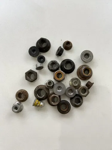 Kit 25 Porcas Sortidas Automotivo 209 Preto