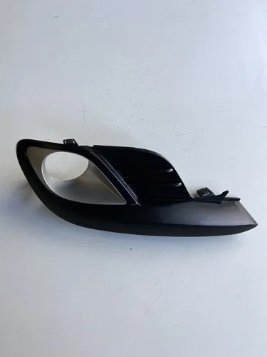 Grade Farol De Milha Esquerdo Fiat Grand Siena 2014 2015 Preto Esquerdo