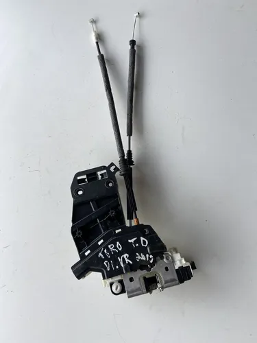 Fechadura De Porta Traseira Direita Toro 2.0 Diesel 2021
