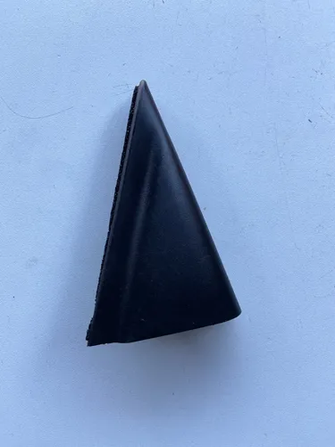Moldura Interna Traseira Esquerda Gm Tracker 2021 2022