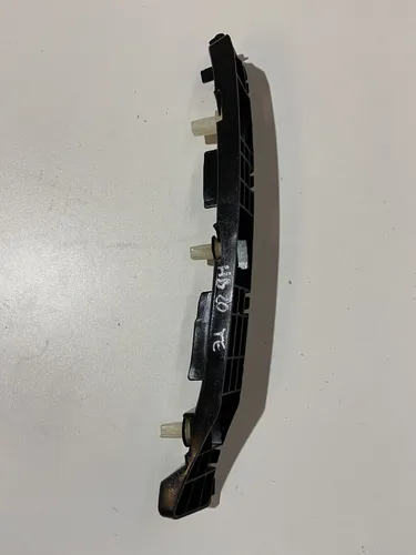 Suporte Guia Parachoque Tras 866131s000 Hyundai Hb20 2016
