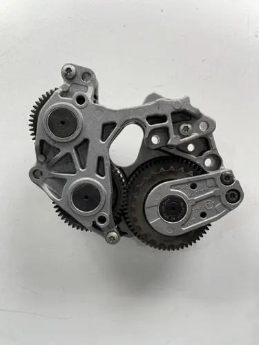 Engrenagem Bomba De Oleo Touareg 4.2 V8 2010 2011