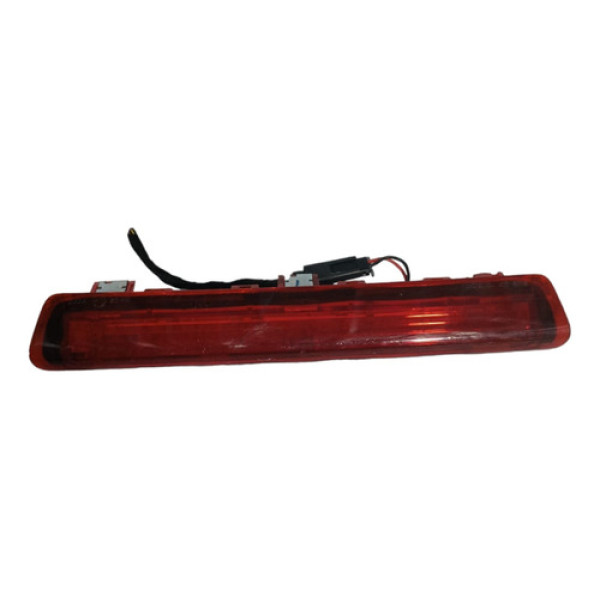 Break Light Tampa Traseira Chevrolet Onix 2013 A 2019