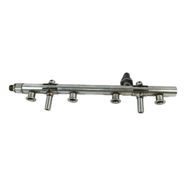 Flauta De Combustível Volkswagen Passat B8 2.0 2016-2019 