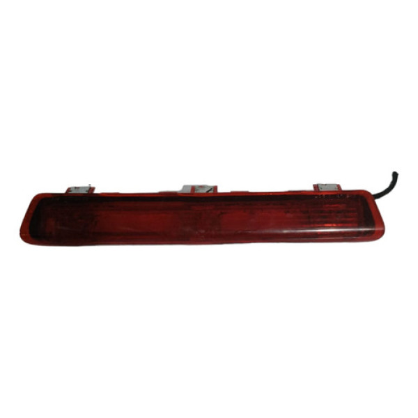 Break Light Tampa Traseira Chevrolet Onix 2013 A 2019